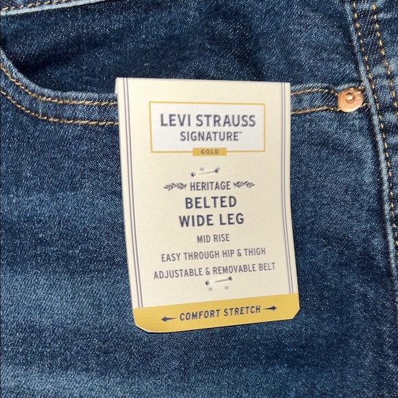 NWT Levi’s Signature Gold Heritage  Wide-Leg Belted Mid Rise Jeans Size 22 - Picture 3 of 14